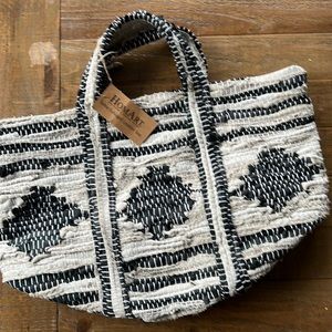 Sabra salvaged leather tote